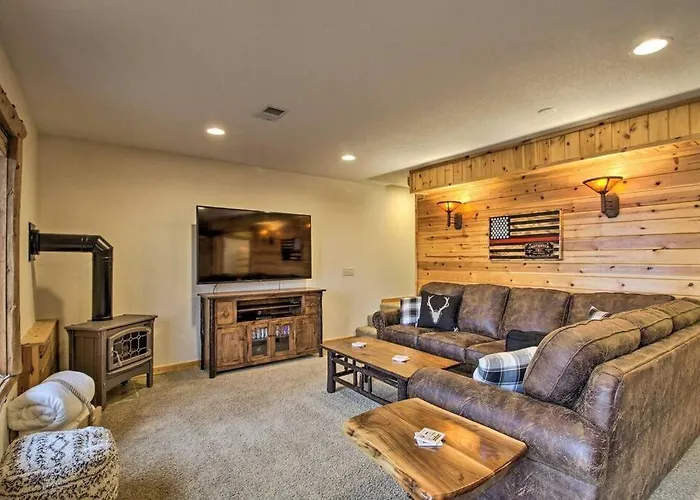 New Hot Tub Fall Oasis With Amazing Fawnlake Views